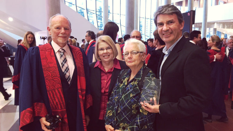 Image of Dr Ian Williams and Ms Jan Chaffey of Camp Hill Healthcare – 2015 Queensland RACGP General Practice of the Year Award Recipients, with others and award